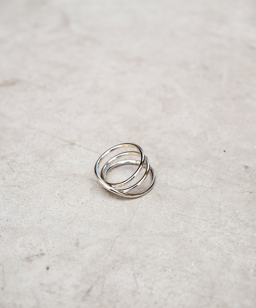 Marient（マリエント）の「Triple Loop Ring/リング（リング・レディース・シルバー/ゴールド・FREE）」の6枚目の写真