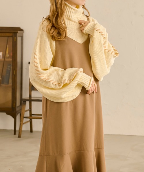 Ambre Neige(アンブルネージュ)の「ソデロープベルトニット/【WEB/EC限定商品】(ニット/セーター・レディース・ブラック/ダークブラウン/アイボリー/ライトベージュ・FREE)」の2枚目の写真