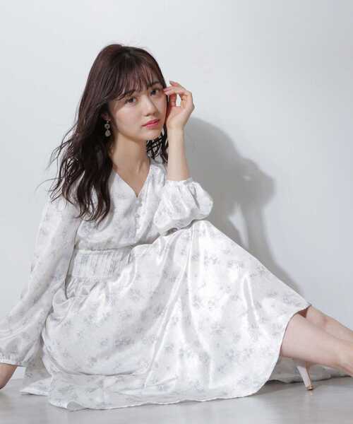 PROPORTION BODY DRESSING(プロポーションボディドレッシング)の「フラワープリントフロントボタンワンピース / 1212140103(ワンピース・レディース・ベージュ/グレー・SMALL/MEDIUM)」の10枚目の写真