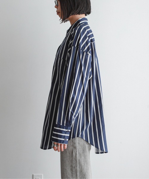 feepur（フェピュール）の「ストライプオーバーカラーシャツ（シャツ/ブラウス・レディース・ベージュ/ネイビー/ピンク/サックスブルー・MEDIUM）」の22枚目の写真