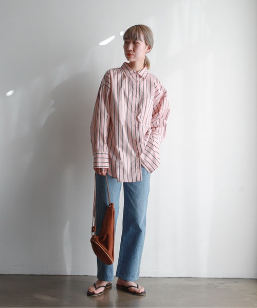 feepur（フェピュール）の「ストライプオーバーカラーシャツ（シャツ/ブラウス・レディース・ベージュ/ネイビー/ピンク/サックスブルー・MEDIUM）」の13枚目の写真