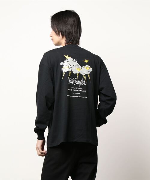 （What it isNt）ART BY MARKGONZALES（ワットイットイズント）の「【(What it isNt)】イラストプリントロンＴ（Tシャツ/カットソー・メンズ・サックスブルー/ホワイト/ブラック・S/XL/L/M）」の6枚目の写真