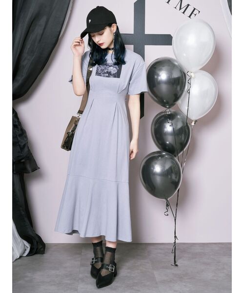 EATME（イートミー）の「BACKリボンマーメイドTワンピ（ワンピース・レディース・ブラック/ベージュ/ブルー・FREE）」の3枚目の写真