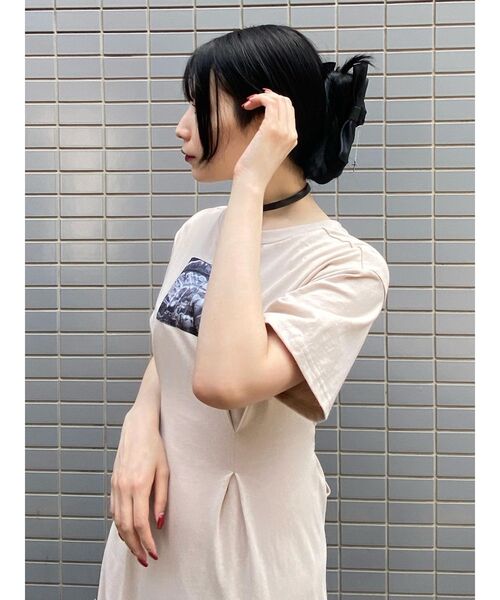 EATME（イートミー）の「BACKリボンマーメイドTワンピ（ワンピース・レディース・ブラック/ベージュ/ブルー・FREE）」の7枚目の写真