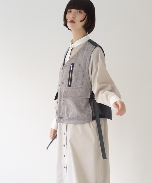 La SRIC（ラスリック）の「La SRIC / リネンライクツイードベスト（ベスト・レディース・ベージュ/グレー・38）」の2枚目の写真