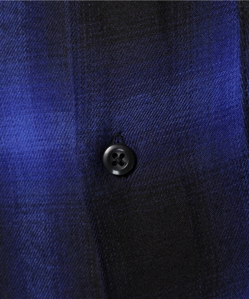 WEGO(ウィゴー)の「WEGO/オンブレチェックシャツ(シャツ/ブラウス・メンズ・ブルー/レッド・MEDIUM/LARGE)」の4枚目の写真