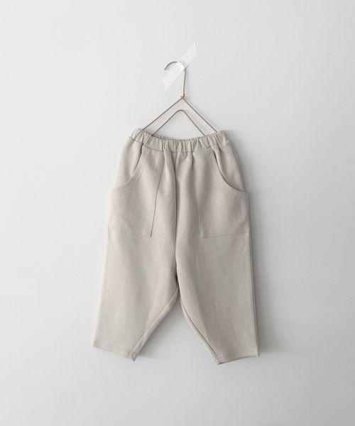 LOWRYS FARM(ローリーズファーム)の「サイドポケットカットパンツ 268597(その他パンツ・キッズ・チャコールグレー/グリーン/アイボリー・110cm/120cm/130cm/140cm/150cm)」の2枚目の写真