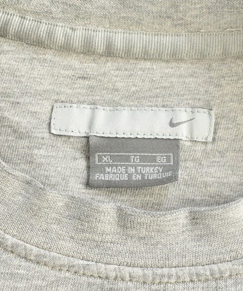 NIKE(ナイキ)の「【ヴィンテージ古着】NIKE / ナイキ SWOOSH 刺繍 クルーネックスウェット(スウェット・メンズ・グレー・X-LARGE)」の5枚目の写真