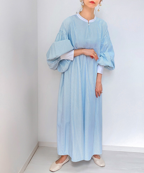 ハーフジップボリュームスリーブストライプワンピース