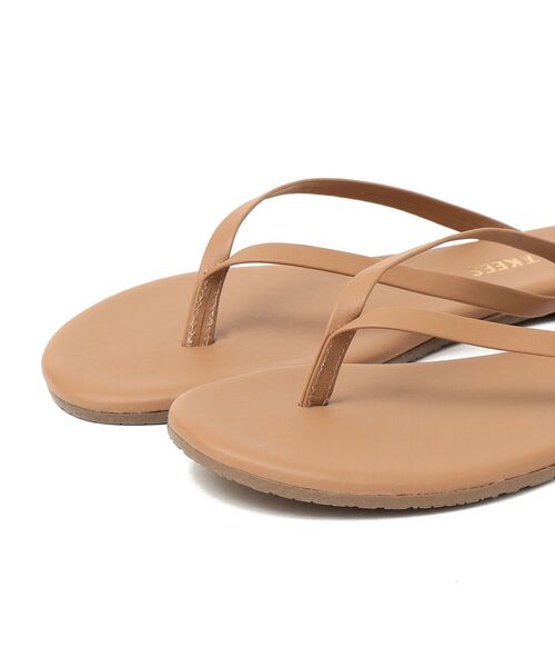 TKEES（ティキーズ）の「TKEES: THONG SANDAL（サンダル・レディース・シルバー/キャメル/ベージュ・38/39/36/37）」の9枚目の写真
