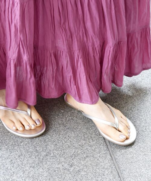 TKEES（ティキーズ）の「TKEES: THONG SANDAL（サンダル・レディース・シルバー/キャメル/ベージュ・38/39/36/37）」の19枚目の写真