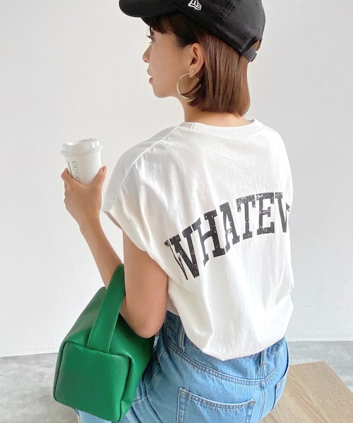 andme(アンドミー)の「ピグメントかすれロゴ背中プリントTシャツ(Tシャツ/カットソー・レディース・スミクロ/オフホワイト/グレイッシュベージュ/モカ/ブルー/グリーン/ラベンダー・M)」の8枚目の写真