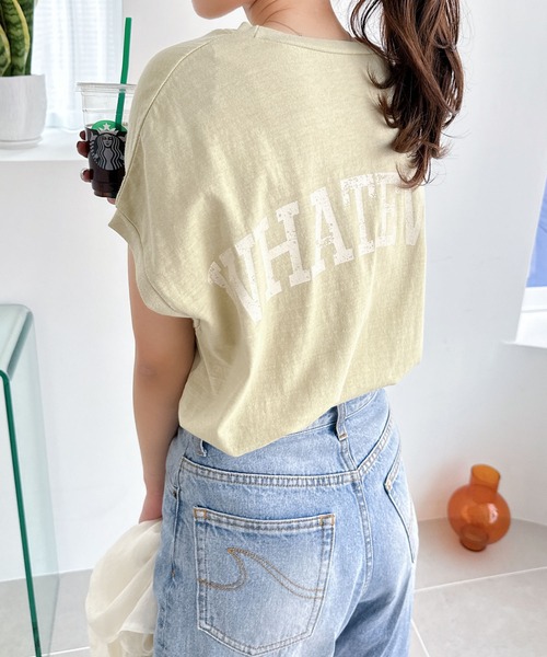 andme(アンドミー)の「ピグメントかすれロゴ背中プリントTシャツ(Tシャツ/カットソー・レディース・スミクロ/オフホワイト/グレイッシュベージュ/モカ/ブルー/グリーン/ラベンダー・M)」の16枚目の写真