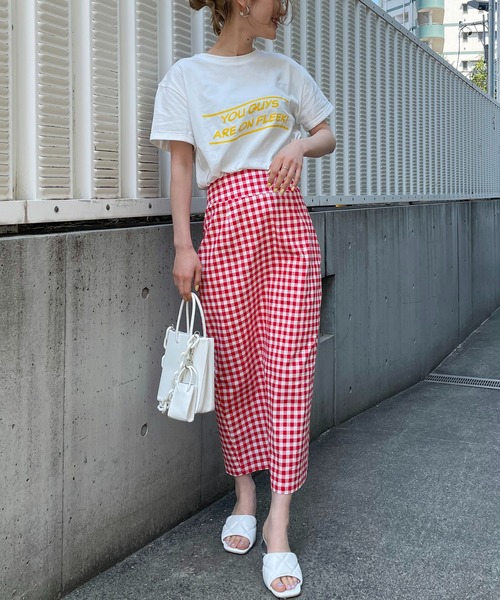 SPIRALGIRL（スパイラルガール）の「ロールアップロゴTシャツ（Tシャツ/カットソー・レディース・オフホワイト/イエロー/ブルー・FREE）」の5枚目の写真