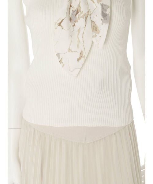 MERCURYDUO（マーキュリーデュオ）の「スカーフ付き2WAYチェンジリブニット（ニット/セーター・レディース・ブラック/オフホワイト/グリーン/ベビーピンク・FREE）」の18枚目の写真