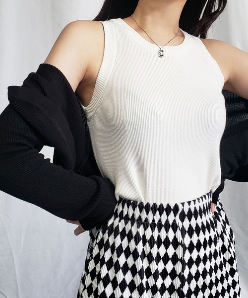 me+em select(ミームセレクト)の「アメスリリブニットカラータンクトップ(タンクトップ・レディース・グリーン/ブラック/イエロー/ホワイト・FREE)」の17枚目の写真