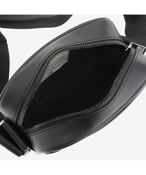 TOMMY HILFIGER(トミーヒルフィガー)の「グローバルストライプミニリポーターバッグ(ショルダーバッグ・メンズ・ブラック・FREE)」の7枚目の写真