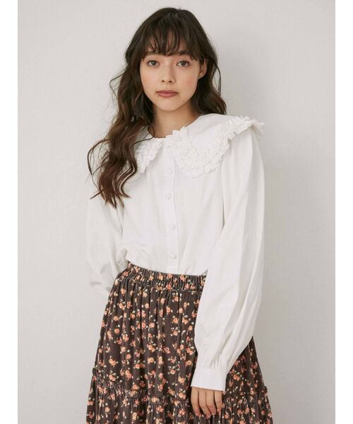 merry jenny（メリージェニー）の「フリルカラーパフスリーブブラウス（シャツ/ブラウス・レディース・グリーン/オフホワイト/ブラック・FREE）」の2枚目の写真