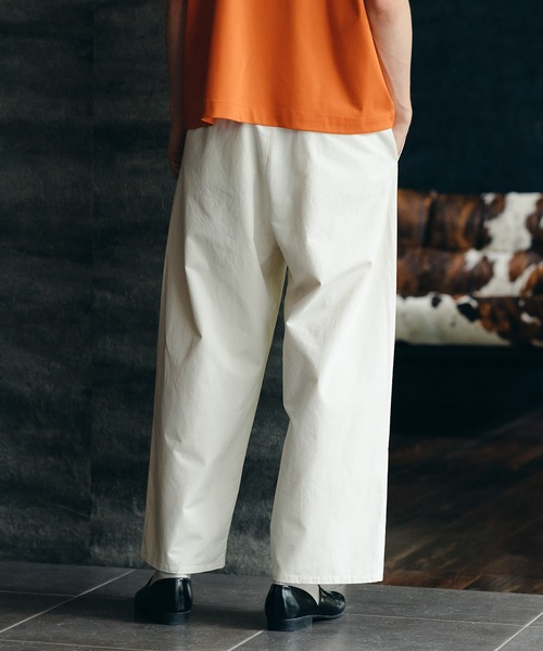 epnok(エプノック)の「Cotton Twill 1Tuck Easy Pants/コットンツイルワンタックイージーパンツ(スラックス・メンズ・オフホワイト/グリーン・SMALL/MEDIUM/LARGE)」の5枚目の写真