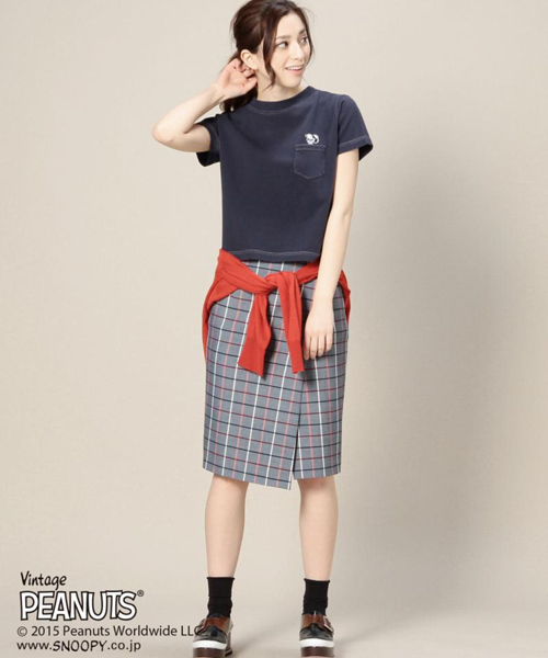 ROSE BUD（ローズバッド）の「(PEANUTS X ROSE BUD) LCTT-15122 CHARACTER EMB.POCKET-T（Tシャツ/カットソー・レディース・ホワイト/ミックスグレー/ネイビー・ONE SIZE）」の22枚目の写真