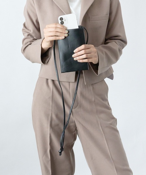 Loco Ocean（ロコオーシャン）の「スマホショルダーバッグ / マルチミニショルダー（ショルダーバッグ・レディース・ホワイト/ブラック・ONE SIZE）」の5枚目の写真