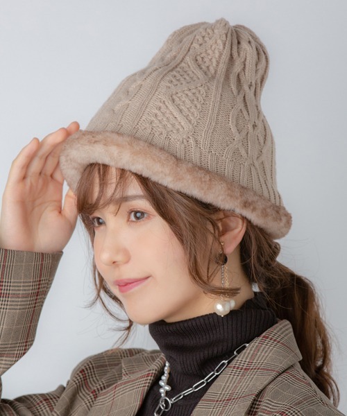 Ruben（ルーベン）の「リバーシブル ファー＆ニット帽（ニットキャップ/ビーニー・レディース・アイボリー/ブラック/ベージュ/グレー・FREE）」の17枚目の写真