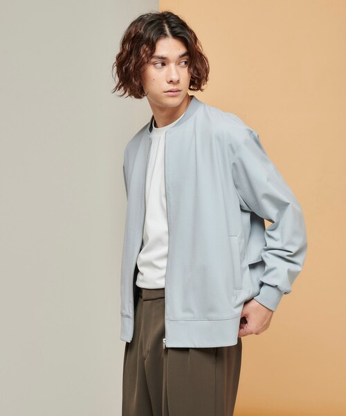 tk.TAKEO KIKUCHI（ティーケータケオキクチ）の「◆ケープドバックサイドスリットMA-1（ユニセックスアイテム）（ミリタリージャケット・メンズ・ブラック/ブルー/ダークブラウン・01/03/02）」の4枚目の写真