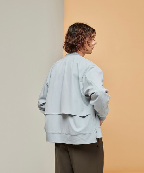 tk.TAKEO KIKUCHI（ティーケータケオキクチ）の「◆ケープドバックサイドスリットMA-1（ユニセックスアイテム）（ミリタリージャケット・メンズ・ブラック/ブルー/ダークブラウン・01/03/02）」の5枚目の写真