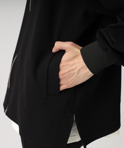 tk.TAKEO KIKUCHI（ティーケータケオキクチ）の「◆ケープドバックサイドスリットMA-1（ユニセックスアイテム）（ミリタリージャケット・メンズ・ブラック/ブルー/ダークブラウン・01/03/02）」の9枚目の写真