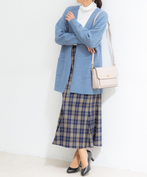 Honeys（ハニーズ）の「快適クッションパンプス（パンプス・レディース・ブラック系その他/チャコールグレー/グレイッシュベージュ/ブラック/パープル系その他/アイボリー・24.0/23.5/22.5/24.5/23.0）」の17枚目の写真