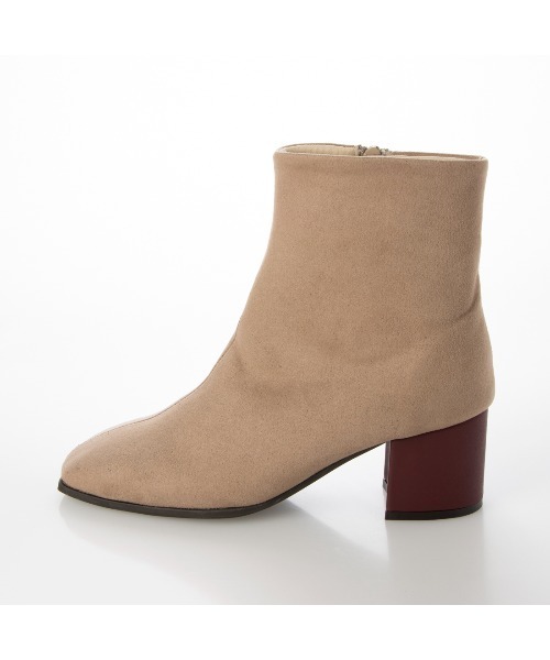 noyau（ノヤウ）の「スクエアトゥショートブーツ（ブーツ・レディース・ブラック/ホワイト×パープル/キャメル/ライトベージュ/ブラック系その他6・S/LL/M/L）」の6枚目の写真