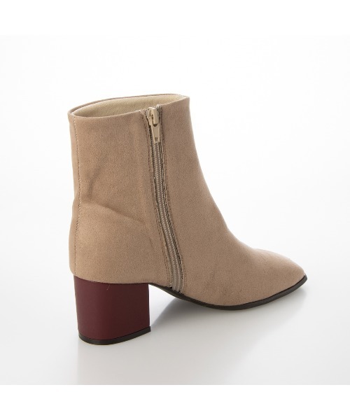 noyau（ノヤウ）の「スクエアトゥショートブーツ（ブーツ・レディース・ブラック/ホワイト×パープル/キャメル/ライトベージュ/ブラック系その他6・S/LL/M/L）」の7枚目の写真