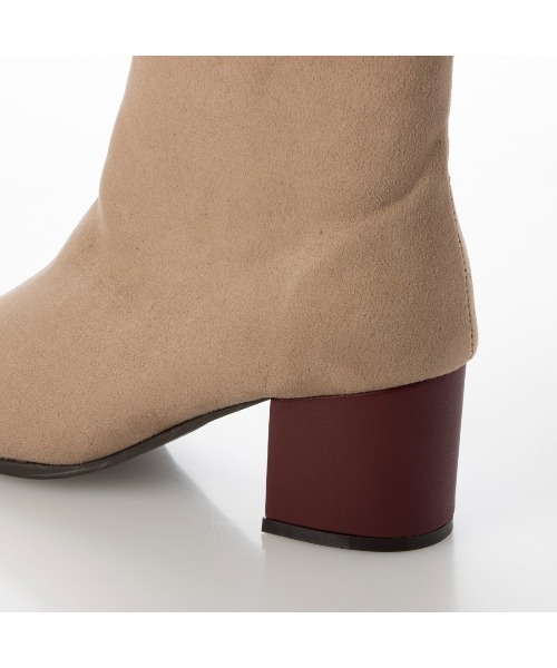 noyau（ノヤウ）の「スクエアトゥショートブーツ（ブーツ・レディース・ブラック/ホワイト×パープル/キャメル/ライトベージュ/ブラック系その他6・S/LL/M/L）」の10枚目の写真