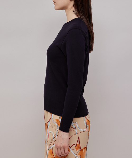 ROPE'（ロペ）の「クルーネックジャストフィットニットソー（ニット/セーター・レディース・ブラック/ホワイト/ネイビー/レッド/イエロー系その他2・M）」の16枚目の写真