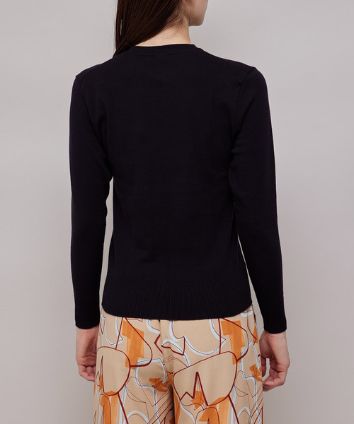 ROPE'（ロペ）の「クルーネックジャストフィットニットソー（ニット/セーター・レディース・ブラック/ホワイト/ネイビー/レッド/イエロー系その他2・M）」の17枚目の写真