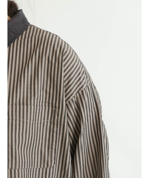 Samansa Mos2（サマンサ モスモス）の「柄アソートクレリックシャツ（シャツ/ブラウス・レディース・ブラック/ベージュ/オフホワイト/モカ・ﾌﾘ-）」の6枚目の写真