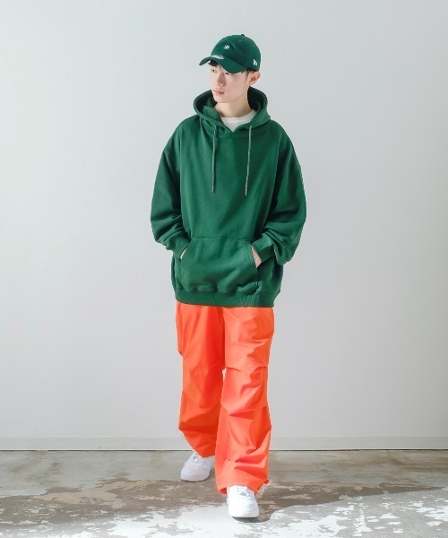 improves(インプローブス)の「【improves】13.4オンス ヘビーウエイト スウェット プルオーバーパーカー(パーカー・メンズ・ブラック/オートミール/グリーン/ネイビー・MEDIUM/X-LARGE/LARGE)」の22枚目の写真