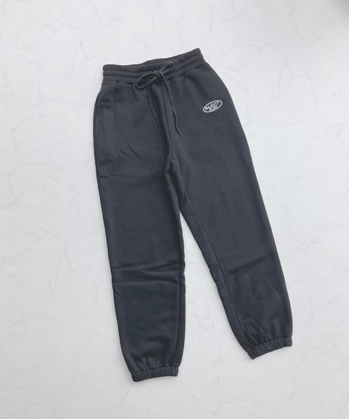 AS KNOW AS plus(アズノゥアズプラス)の「♪ロゴ刺繍 ジョガースウェットパンツ(スウェットパンツ・レディース・ブラック/ブルー/オートミール・FREE)」の12枚目の写真