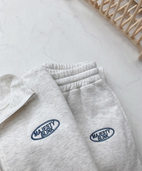 AS KNOW AS plus(アズノゥアズプラス)の「♪ロゴ刺繍 ジョガースウェットパンツ(スウェットパンツ・レディース・ブラック/ブルー/オートミール・FREE)」の20枚目の写真