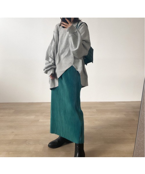 HEILIS(ヘイリス)の「ヘムデザインカットソー / カットソー ロンT 長袖(Tシャツ/カットソー・レディース・グレー/ブラック/オフホワイト・FREE)」の16枚目の写真