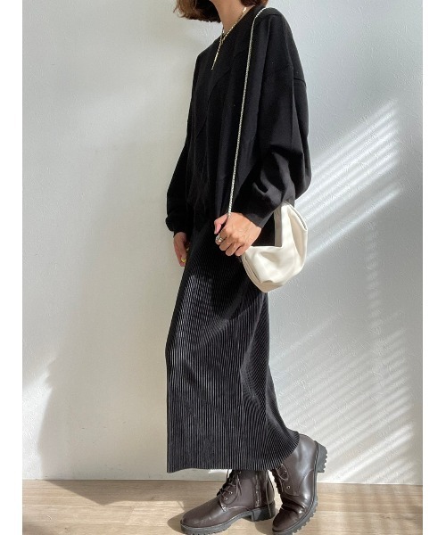 HEILIS(ヘイリス)の「ヘムデザインカットソー / カットソー ロンT 長袖(Tシャツ/カットソー・レディース・グレー/ブラック/オフホワイト・FREE)」の18枚目の写真
