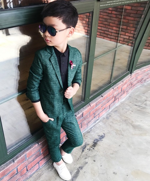 DAY CLOSET(デイ クローゼット)の「キッズ セットアップスーツ クラシックジャケット+パンツ+コサージュ 3点セット(セットアップ・キッズ・グリーン/ネイビー/レッド・140cm/130cm/150cm/110cm/120cm/100cm)」の14枚目の写真