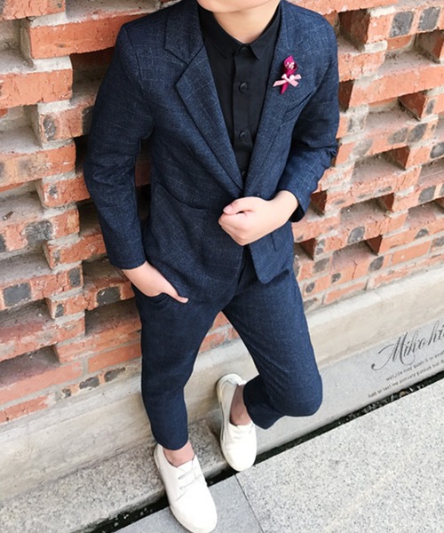 DAY CLOSET(デイ クローゼット)の「キッズ セットアップスーツ クラシックジャケット+パンツ+コサージュ 3点セット(セットアップ・キッズ・グリーン/ネイビー/レッド・140cm/130cm/150cm/110cm/120cm/100cm)」の16枚目の写真