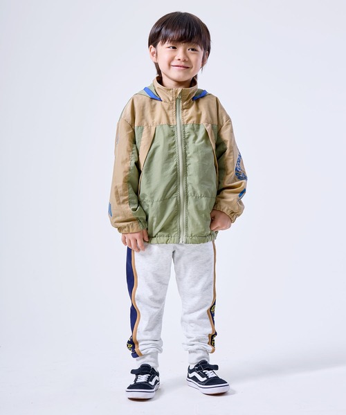 DILASH（ディラッシュ）の「サイドラインロゴスウェットパンツ（スウェットパンツ・キッズ・ブラック/グレー/ライトグリーン・110/140/100/130/120/90/80）」の8枚目の写真