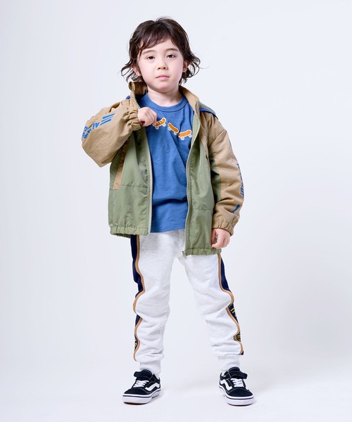 DILASH（ディラッシュ）の「サイドラインロゴスウェットパンツ（スウェットパンツ・キッズ・ブラック/グレー/ライトグリーン・110/140/100/130/120/90/80）」の10枚目の写真