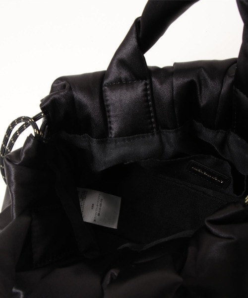 AMERICAN HOLIC(アメリカンホリック)の「パテッド巾着バッグ(ハンドバッグ・レディース・アイボリー/ブラック/カーキ・FREE)」の19枚目の写真