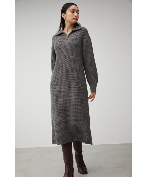 AZUL by moussy(アズールバイマウジー)の「ZIP UP KNIT ONEPIECE/ジップアップニットワンピース(ワンピース・レディース・ベージュ/グレー/ブラック・MEDIUM/SMALL)」の15枚目の写真