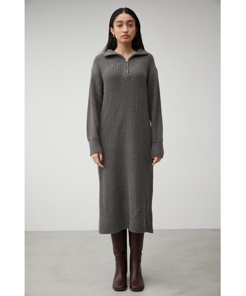 AZUL by moussy(アズールバイマウジー)の「ZIP UP KNIT ONEPIECE/ジップアップニットワンピース(ワンピース・レディース・ベージュ/グレー/ブラック・MEDIUM/SMALL)」の16枚目の写真