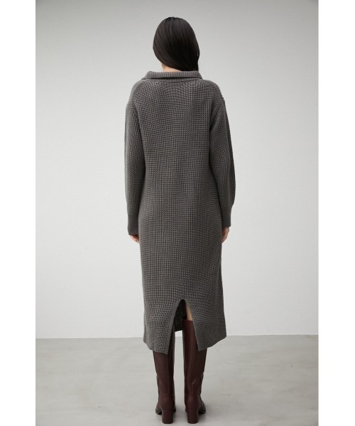 AZUL by moussy(アズールバイマウジー)の「ZIP UP KNIT ONEPIECE/ジップアップニットワンピース(ワンピース・レディース・ベージュ/グレー/ブラック・MEDIUM/SMALL)」の18枚目の写真