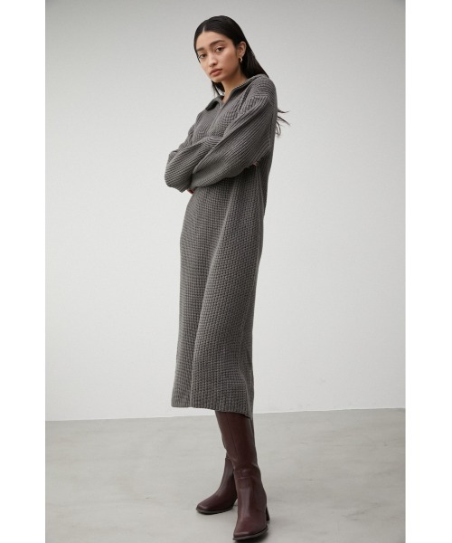 AZUL by moussy(アズールバイマウジー)の「ZIP UP KNIT ONEPIECE/ジップアップニットワンピース(ワンピース・レディース・ベージュ/グレー/ブラック・MEDIUM/SMALL)」の14枚目の写真